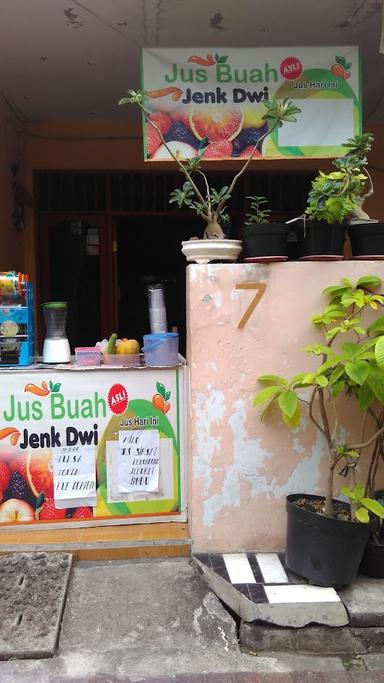 JUS BUAH JENG DWI