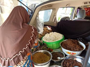 NASI KRAWU MBUKSU HJ SUFAYAH DARMO (KHAS GRESIK)