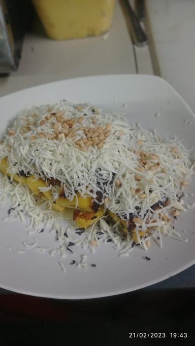 PISGORI (PISANG GORENG INDONESIA)