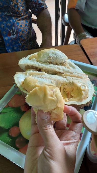 DUREN KENJI - MONTONG & MUSANG KING