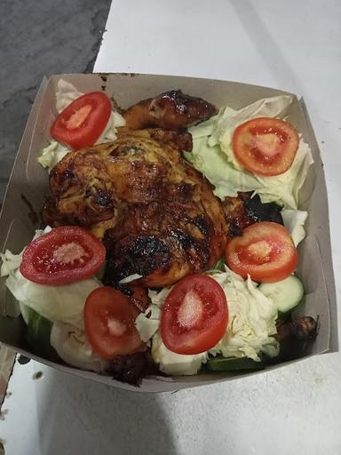 AYAM PENYET ZAHRA