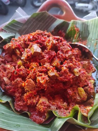 GUDEG JOGJA PAWON NDESO BU LOLY