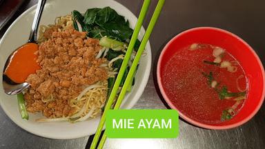 MIE AYAM BANYUMAS ENAK DIMAKAN 3