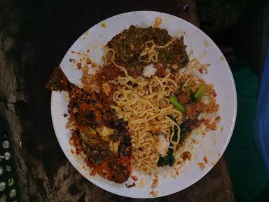 RUMAH MAKAN UDA DENAI