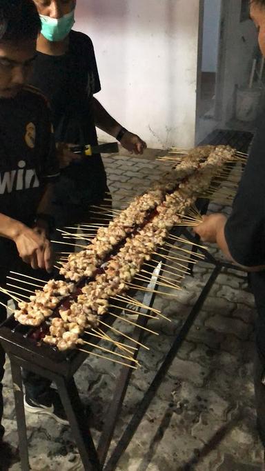 SATE TAICHAN BANG YOYO MODERNLAND - KELAPA INDAH