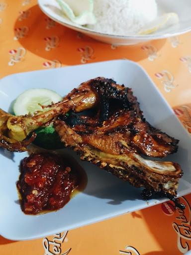 WARUNG MAKAN ECHO AYAM BAKAR