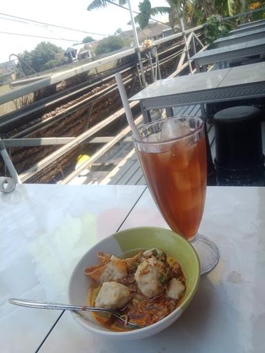 BAKSO TEPI SAWAH