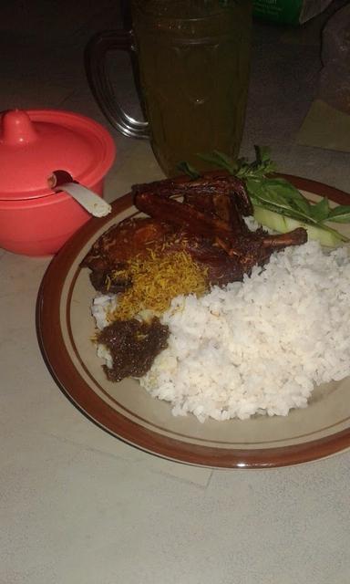 BEBEK AYAM GORENG BUMBU