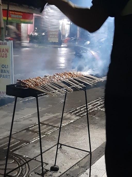 SATE AYAM ROHIM