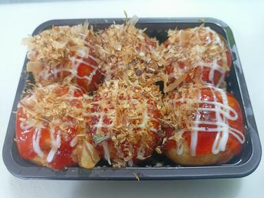 TAKOYAKI & SEBLAK BEDA RASA