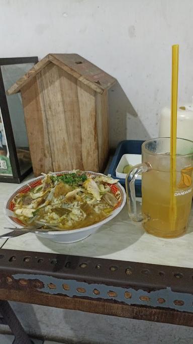 WARUNG 92 SOTO AYAM LAMONGAN