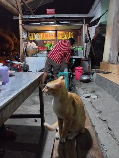 NASI GORENG MAS PAIJO POJOK SEMEN