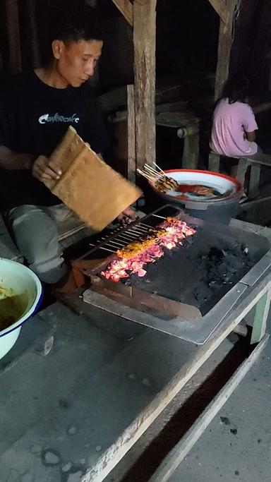 SATE IKAN SARI RASA KHAS TANJUNG