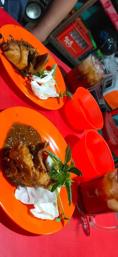 AYAM PENYET MAS BROW LAMONGAN