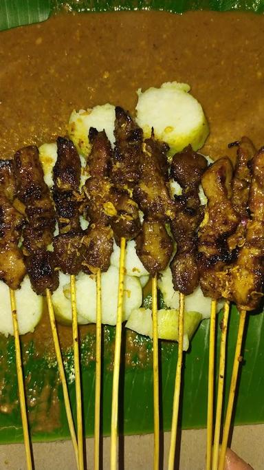 SATE MADURA CAKNUR