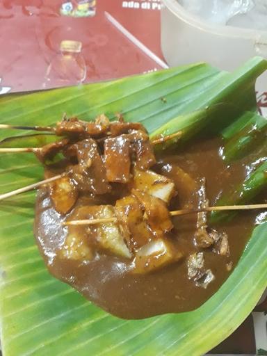 SATE PADANG TAKANA JUO