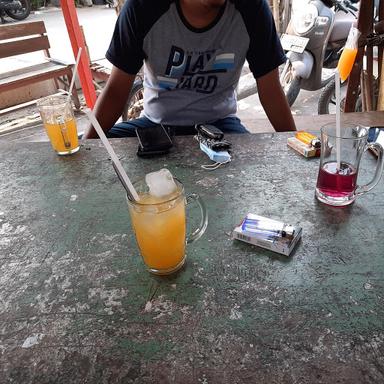 WARUNG PAK YONO