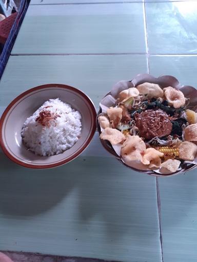 GADO-GADO WIJAYA