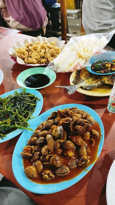 RUMAH TIRAM 1 SEAFOOD & IKAN BAKAR