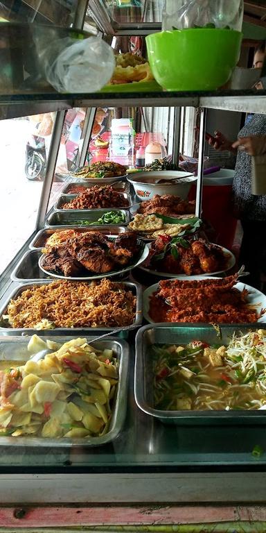 WARUNG NASI IBU DEWI SUNTER