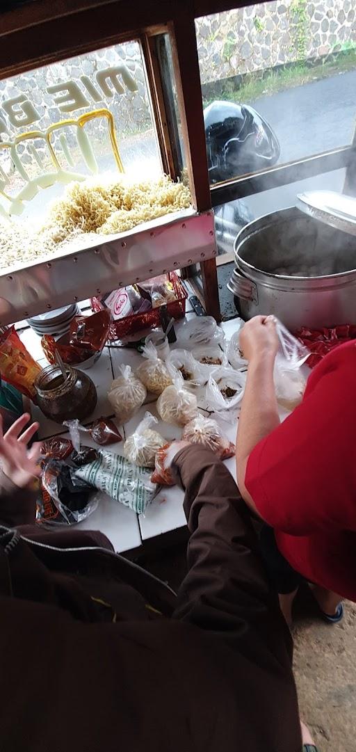 BASO IDOLA (BUNUT)