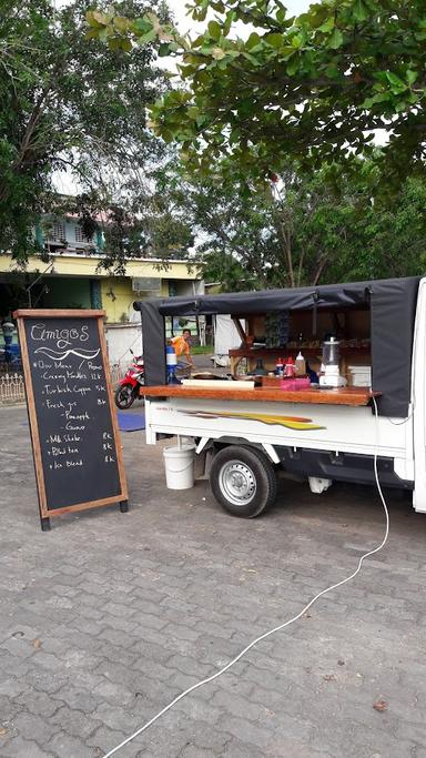 ADE KAKA (LONTONG SAYUR, PECEL TUMPANG, NASI UDUK, TAHU GIMBAL, ES CENDOL)