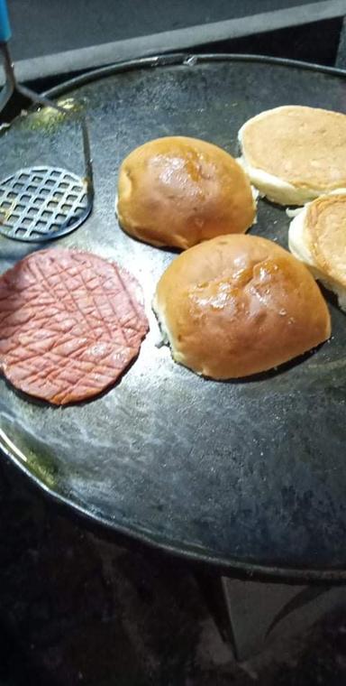 ROTI BAKAR & BURGER DUA SAUDARA