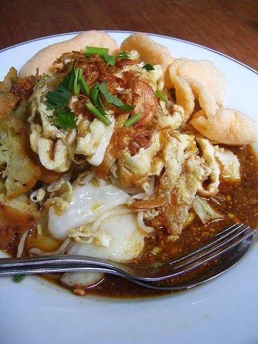 WARTEG SOTO AYAM MASAKAN JAWA