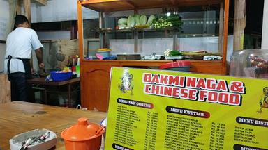 BAKMI NAGA & CHINESE FOOD TANJUNGSARI