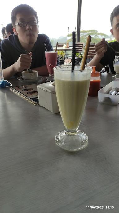 CIMORY DAIRY SHOP