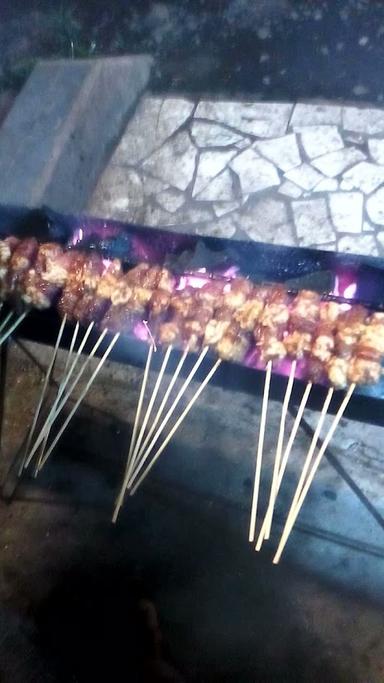 SATE MARANGGI MANGGA DUA