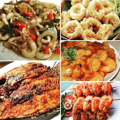 WARUNG SEAFOOD D'JAMBOEL