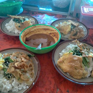 WARUNG PECEL & GORENGAN