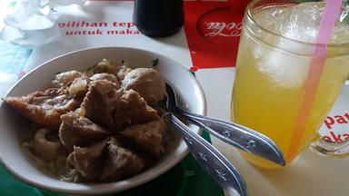 BAKSO & AYAM BAKAR SOLO PAK JOKO KUMIS