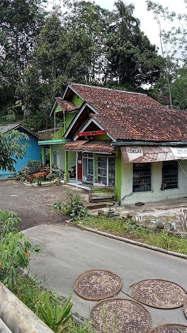 WARUNG NASI CIMANIK