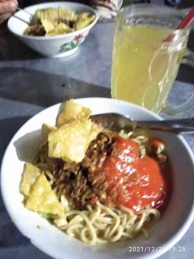 MIE AYAM CAK SUKIR