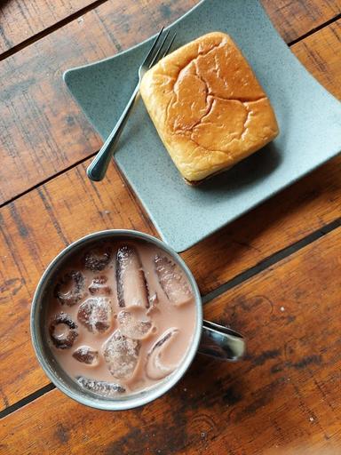 COKLAT ROTI KANAKA