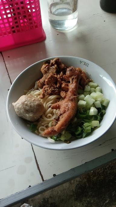 MIE AYAM PULO DARAT