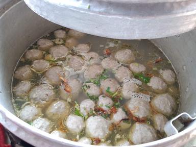 MIE BAKSO SOLO MBA