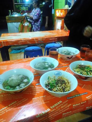 MIE BASO SOLO MAS YANTO