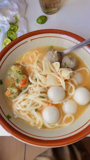 BAKSO ACI OSHIN