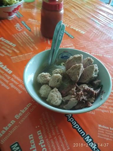 BAKSO SOLO KI PULUNG