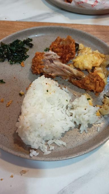 LABBAIK CHICKEN - SIMPANG LIMA