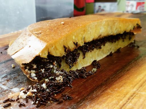 MARTABAK FRANCISCO (MANIS, ASIN, & ROTI BAKAR)