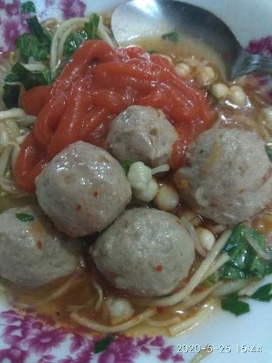 MIE BAKSO KEREN