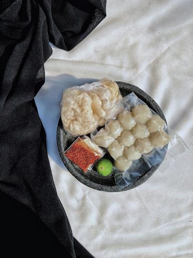 KETAGIHAN NYEMIL SNACK