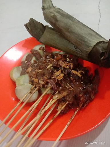 AYAM GEPREK NILAMSARI