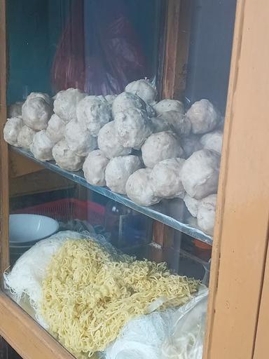 KEDAI BAKSO YANTO