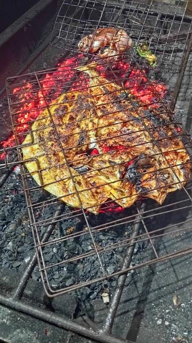 IKAN BAKAR MANADO TASIKMALAYA