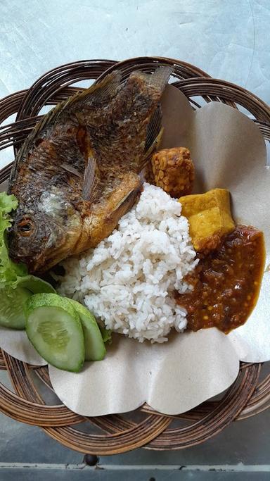 PECEL LELE LAMONGAN